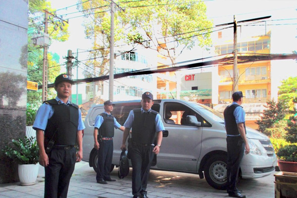 Dịch vụ bảo vệ áp tải tiền chuyên nghiệp tại Hồ Chí Minh